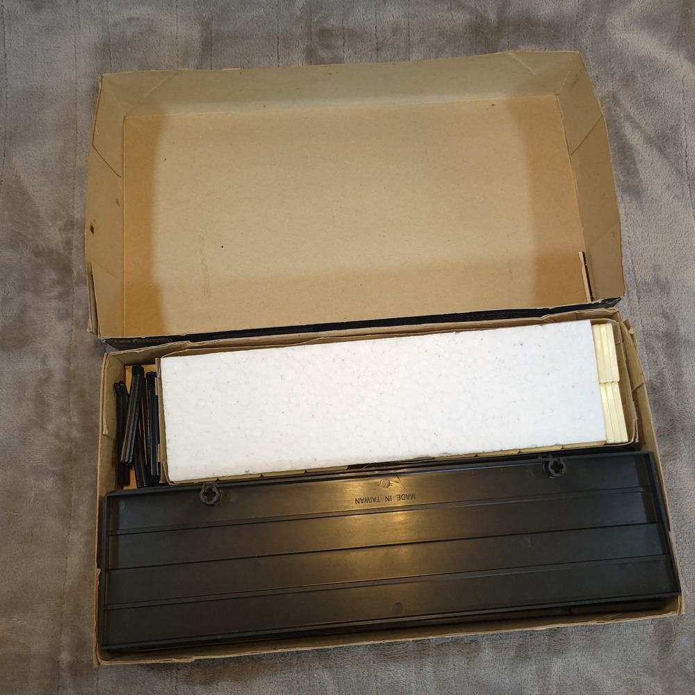 Pressman Rummikub Tile Game Vintage 1980 Black Original Complete Racks Instr - Picture 7 of 12